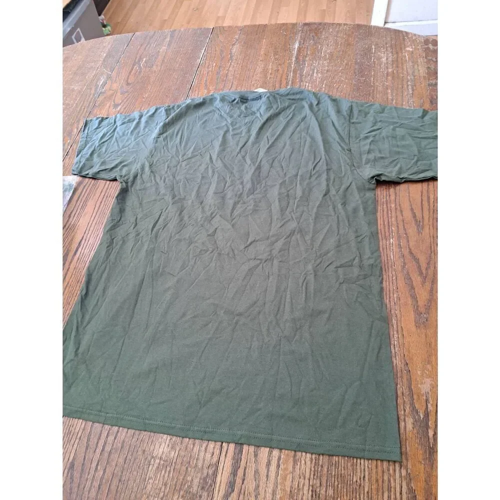 New Life Is Better By the Campfire T-Shirt Unisex L Green Port & Co Cotton Tee